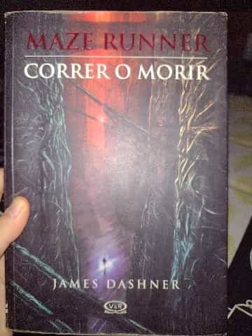 Correr O Morir
            
                Maze Runner Trilogy Paperback