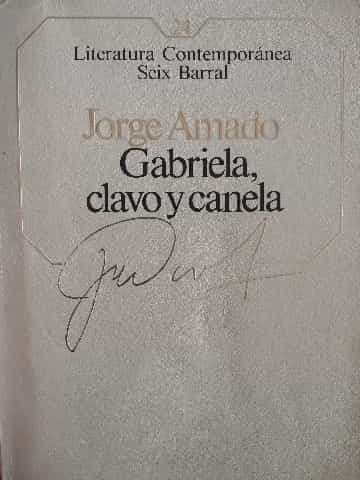 GABRIELA CLAVO Y CANELA