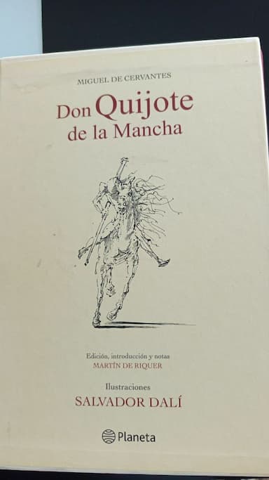 Don Quijote de la Mancha de editorial planeta ilustrado por Salvador Dalí