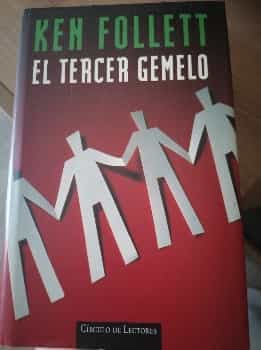 El tercer gemelo