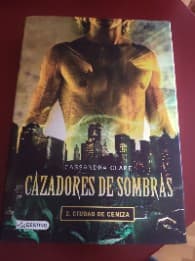 Cazadores de sombras