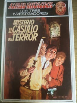 Alfred Hitchcock y los tres investigadores 