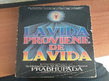 La vida proviene de la vida