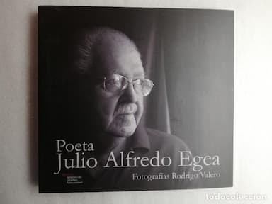 POETA JULIO ALFREDO EGEA-FOTOGRAFIA RODRIGO VALERO-ALMERIA